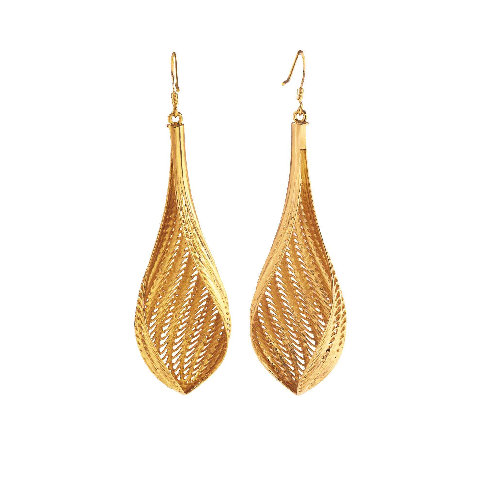 Close-up of the open lattice texture on the Flow large drop earrings