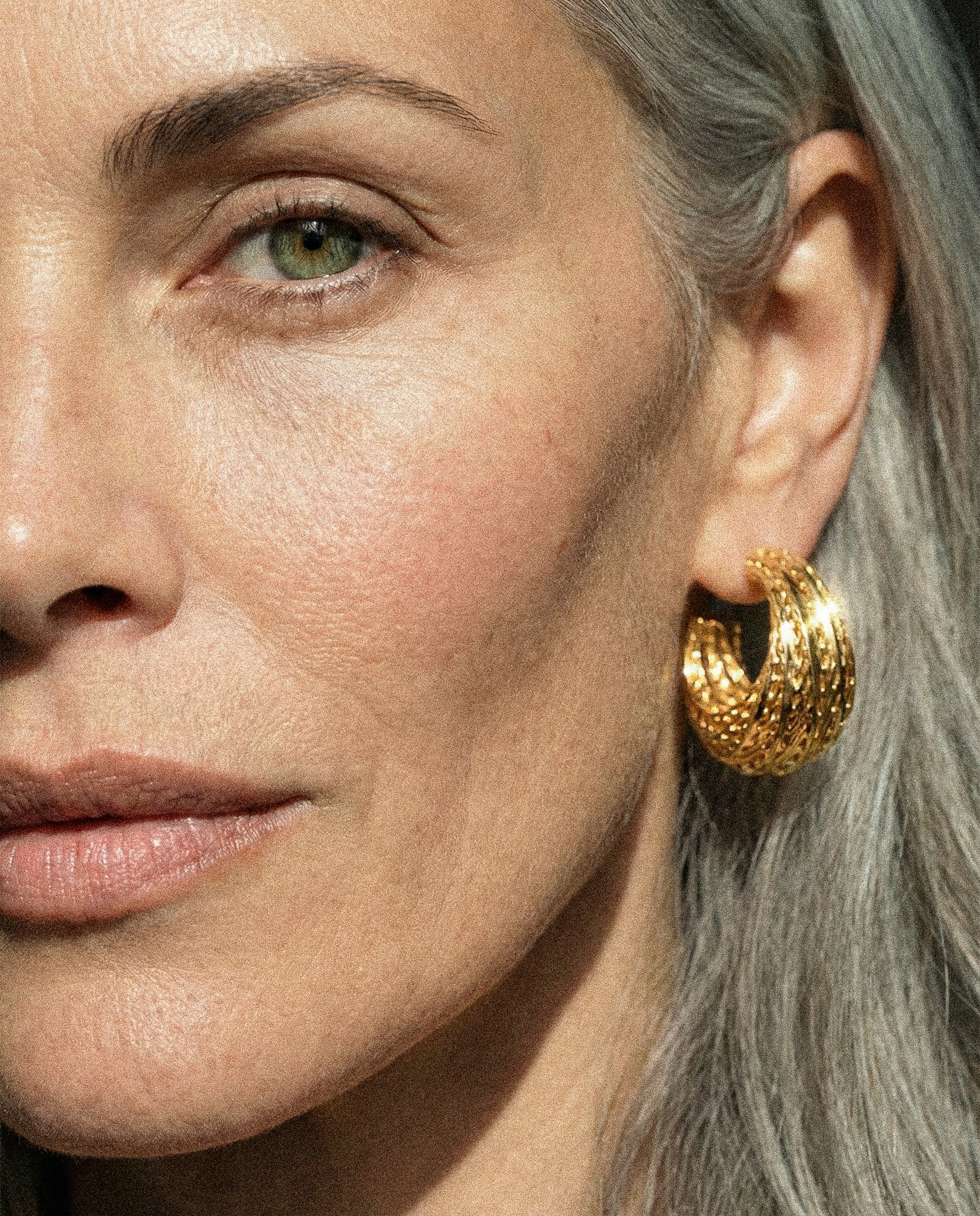 Flow Edgy Hoop Earrings